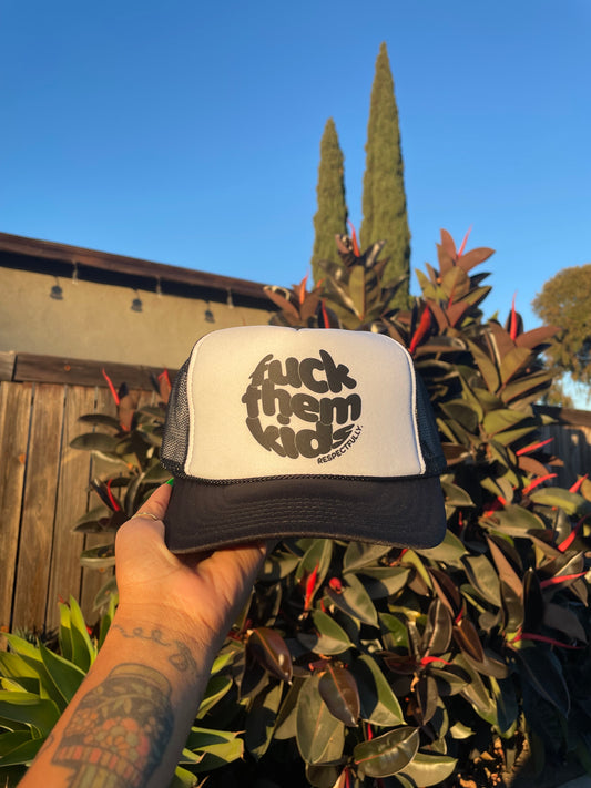 White Black Trucker.